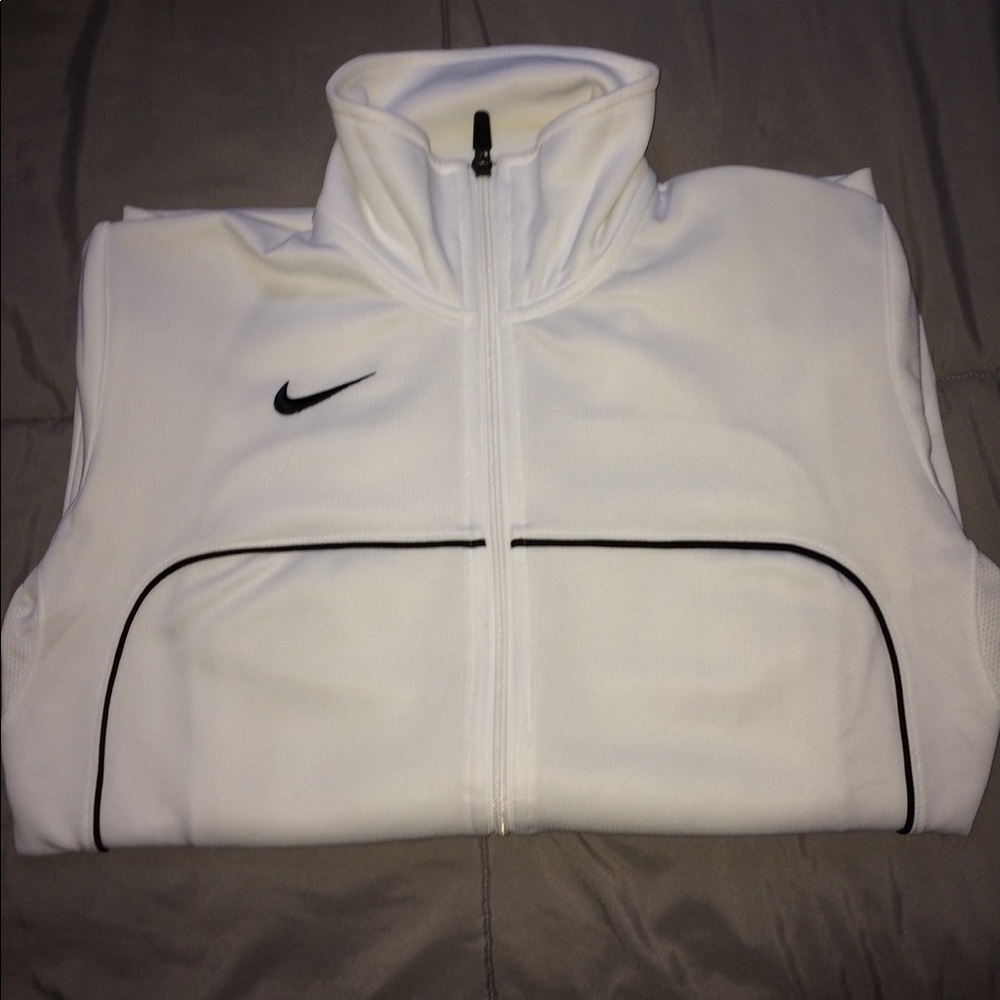 • Nike Jacket •